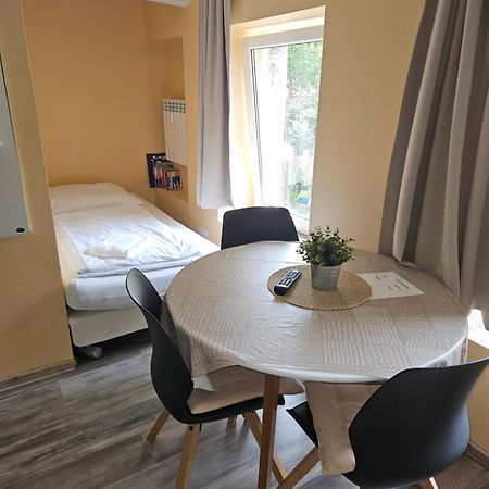 Pension 11 Apartments By Lorenc Berlin Kültér fotó